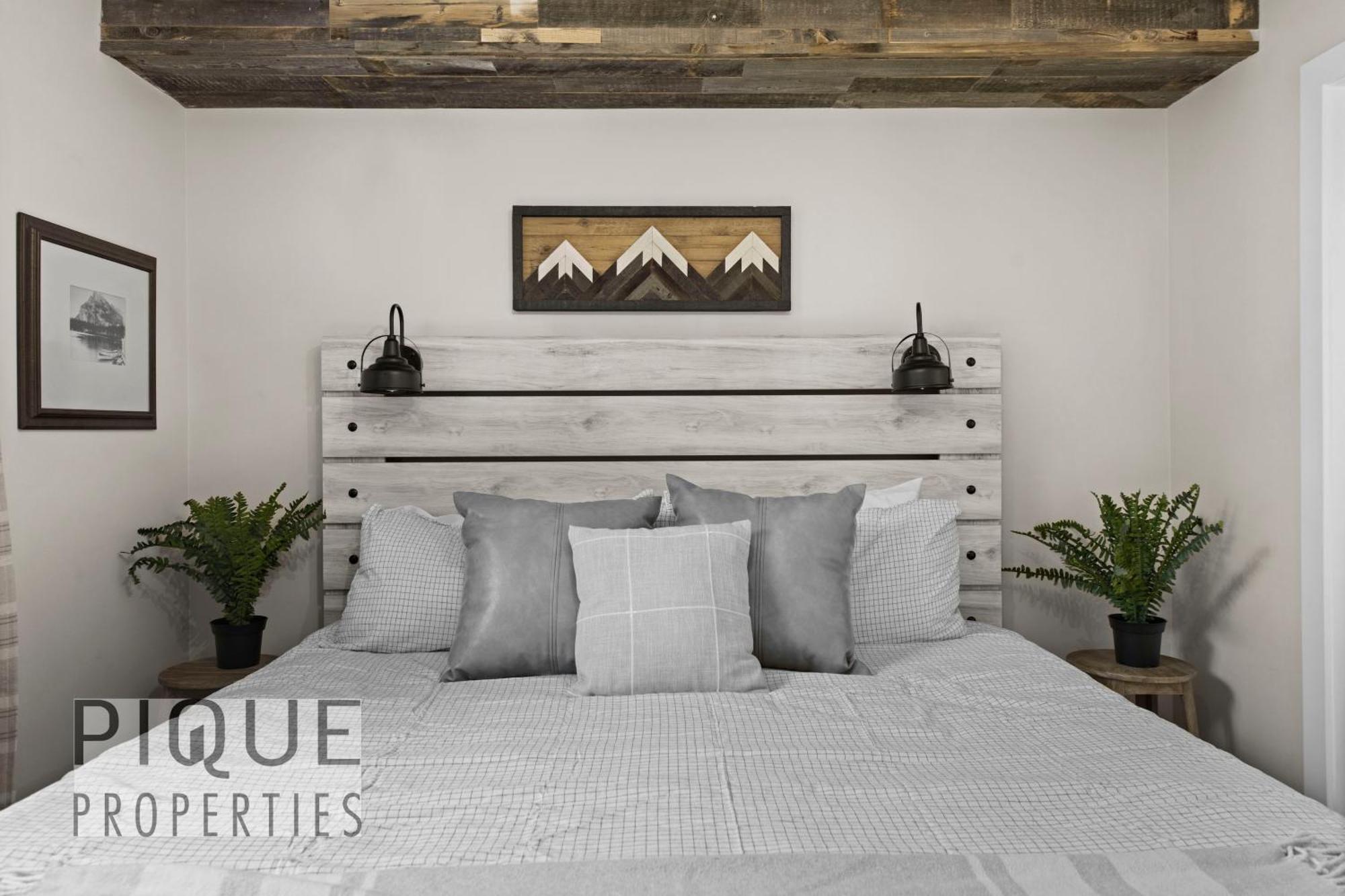Mystic Mountain Chalet, Heated Outdoor Pool & Hot Tub, Free Parking, Fast Wifi! Canmore Exteriér fotografie